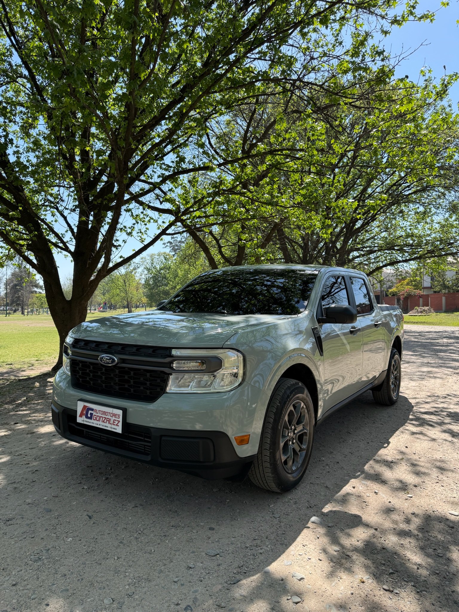 Ford  Maverick XLT 