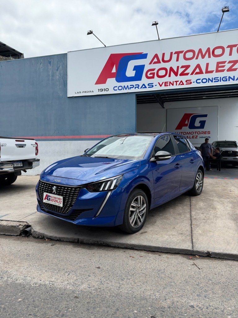 Peugeot 208 Feline Tiptronic